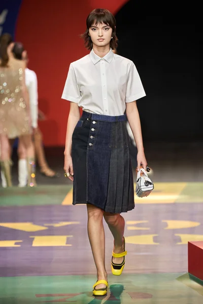 Look 20